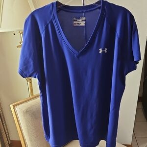 Under Armour Women's Blue V-neck Tee